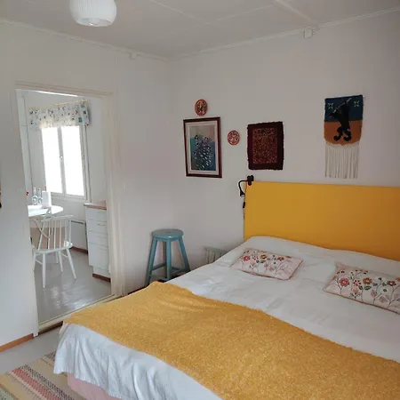 Apartment Kodikas Puutaloyksioe - Rauma, 1-4 Vieraalle Rauma